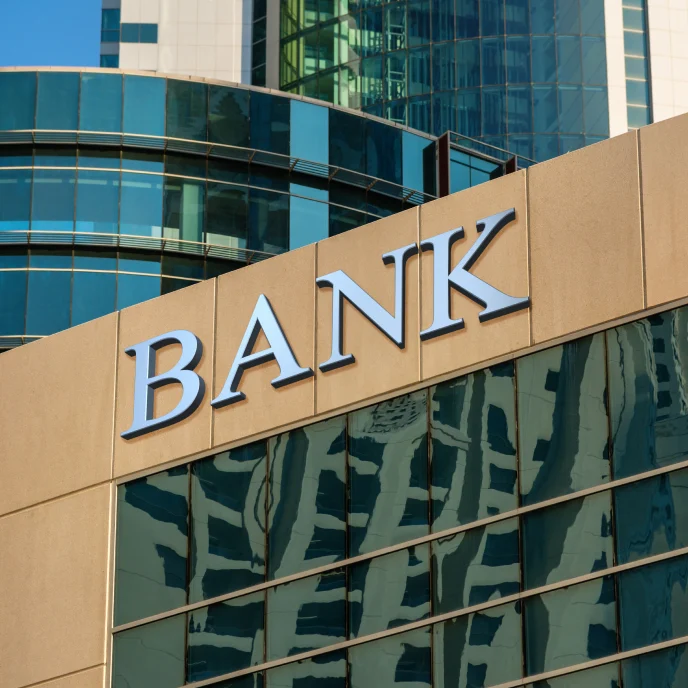 Vista dinámica de instituciones financieras, subrayando la especialización en el sector financiero